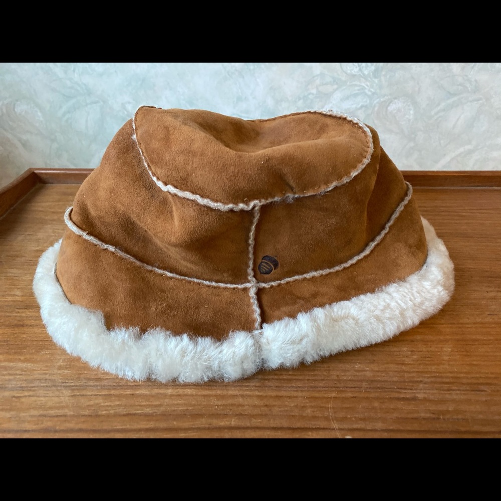 Acorn sheepskin hat